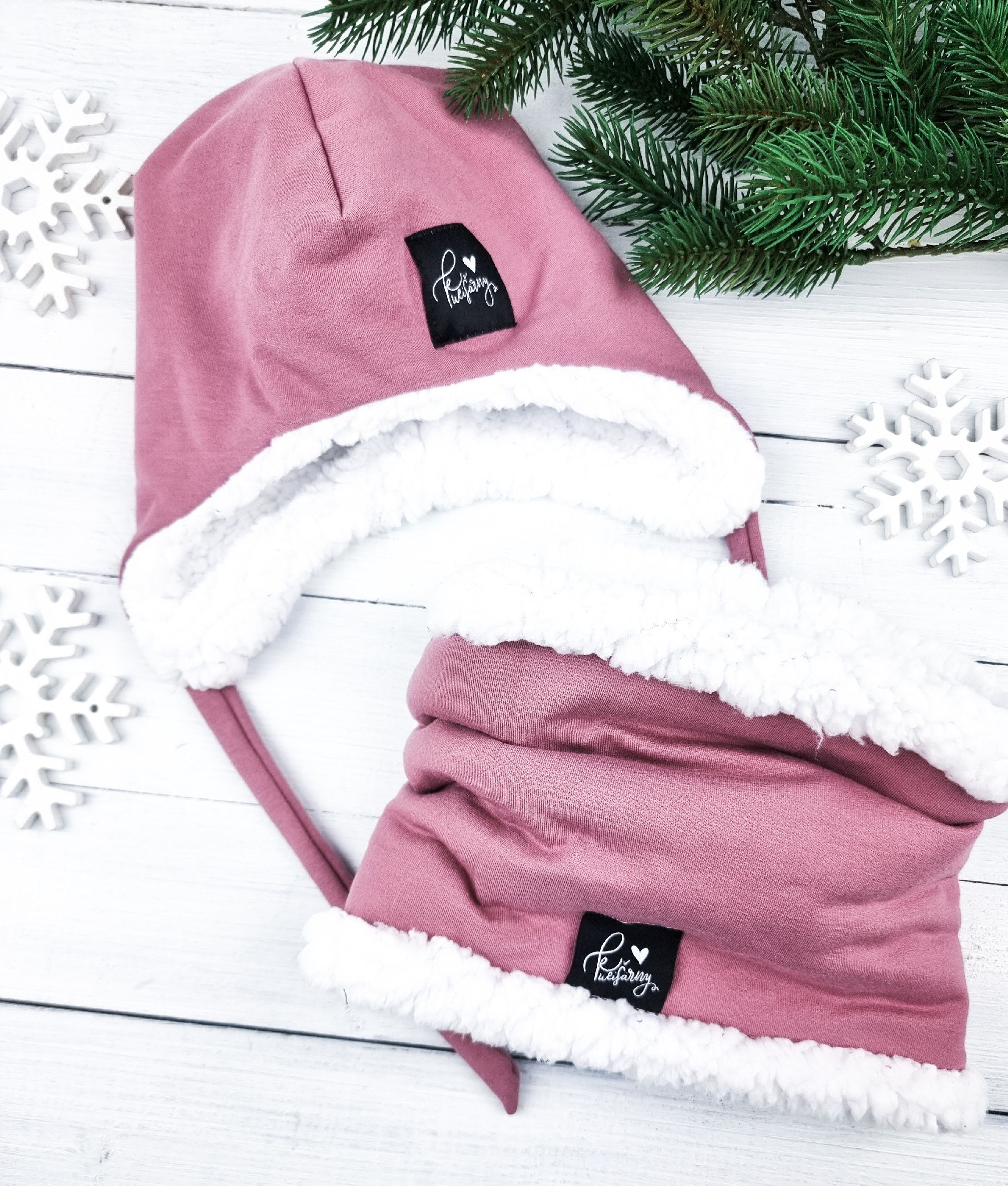 Kulišárny (handmade) Nákrčník s beránkem ,,OldPink,, white VELIKOST: 74-80 - obrázek 2