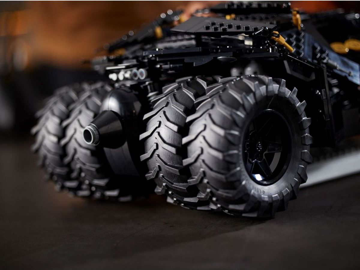 LEGO® DC Batman ™ 76240 DC Batman™ Batmobil Tumbler - obrázek 7