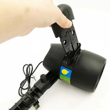LED projektor s 12ti vyměnitelnými motivy - obrázek 3