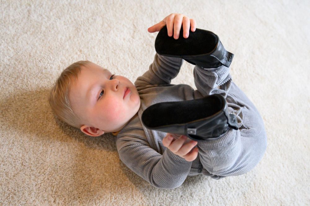 Lodger Kožené capáčky Stepper Basic Black - obrázek 2