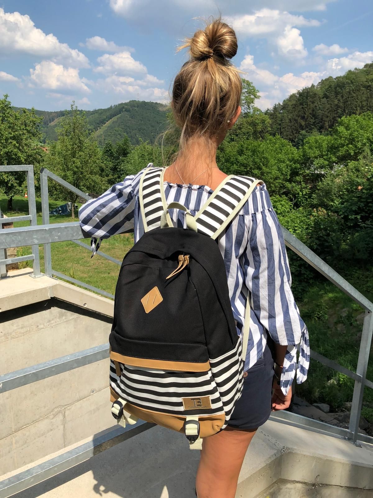 Dámský studentský batoh Canvas TopBags Black Stripe 21 l - obrázek 7