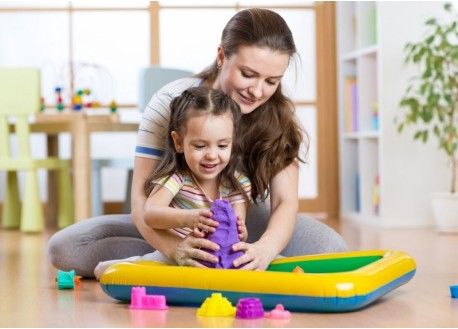 Kinetický písek přírodní NaturSand + nafukovací pískoviště - 5kg