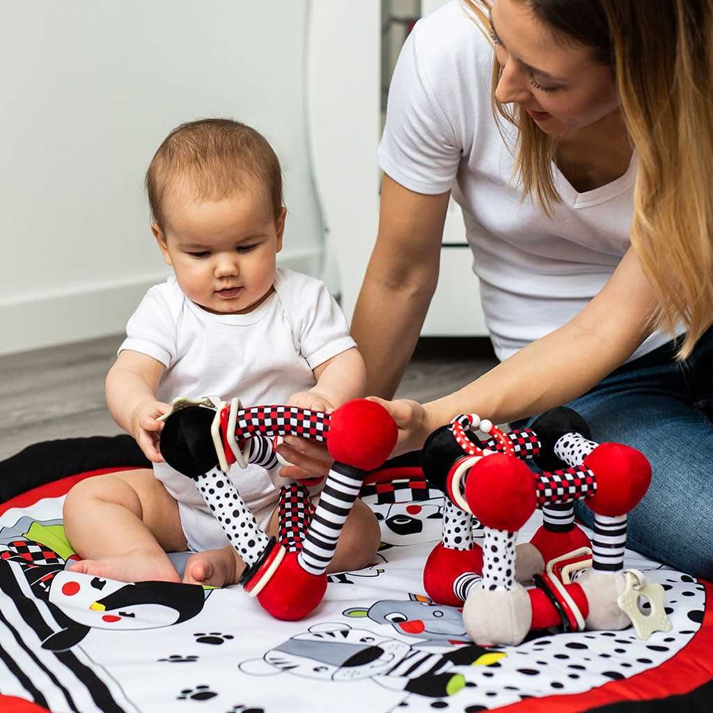 Baby Ono - Edukační hračka pyramida Tiny Yoga red 45009 - obrázek 4