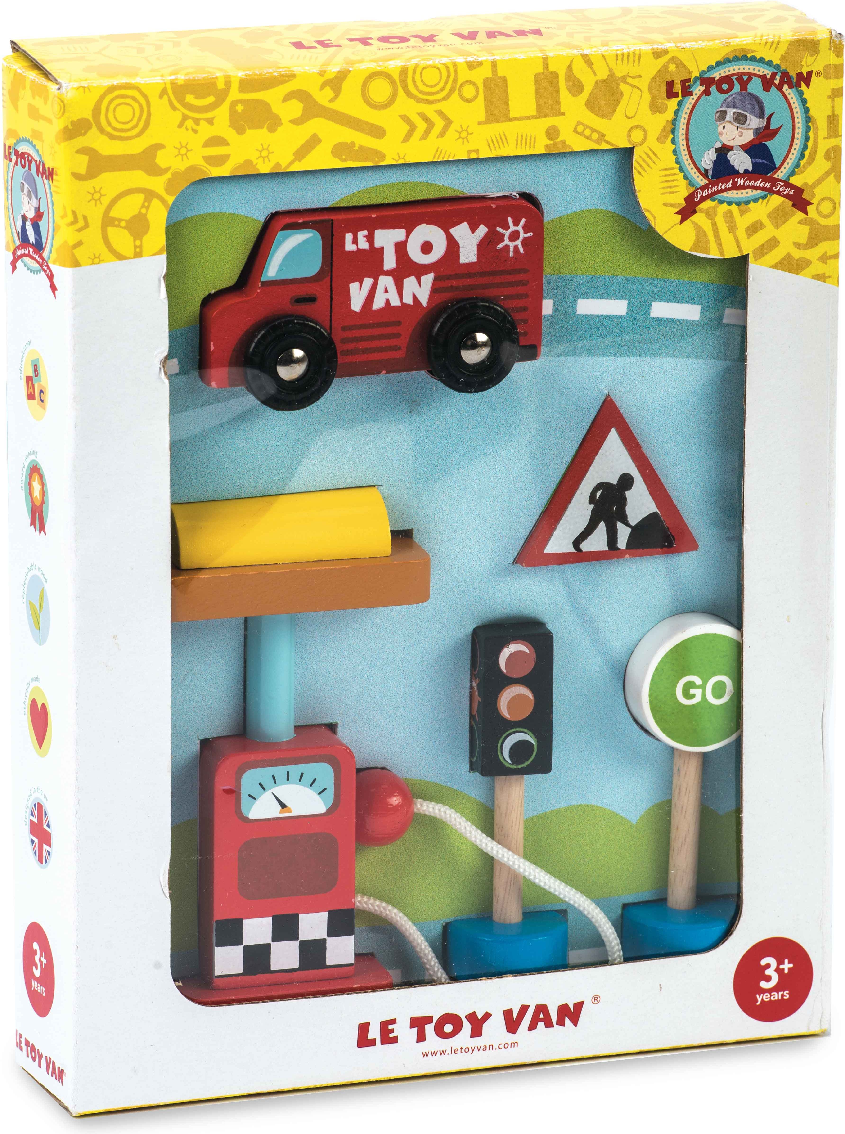 Le Toy Van Autíčko s benzínovou pumpou - obrázek 3