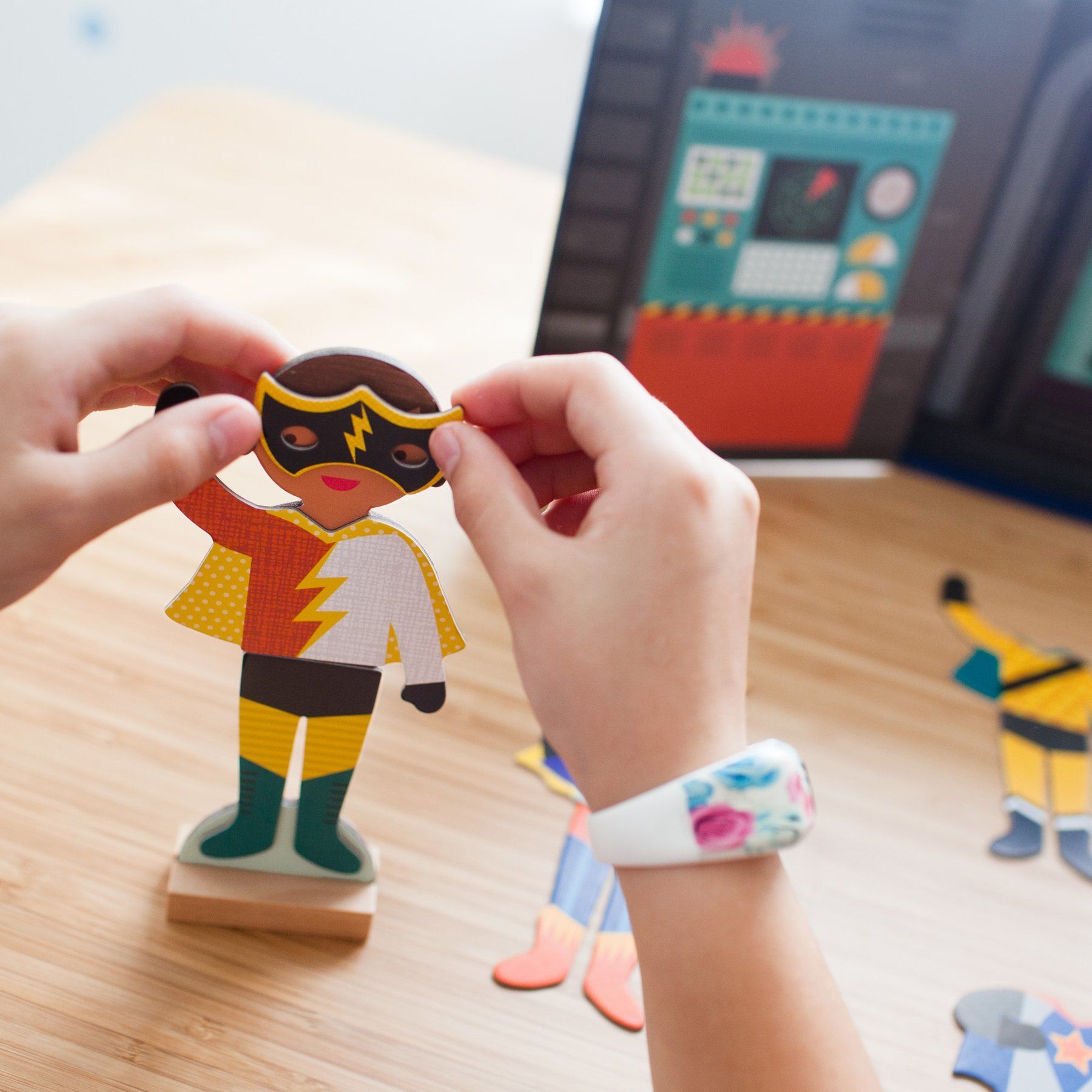 Petitcollage magnetické puzzle - Superhrdinové - obrázek 6