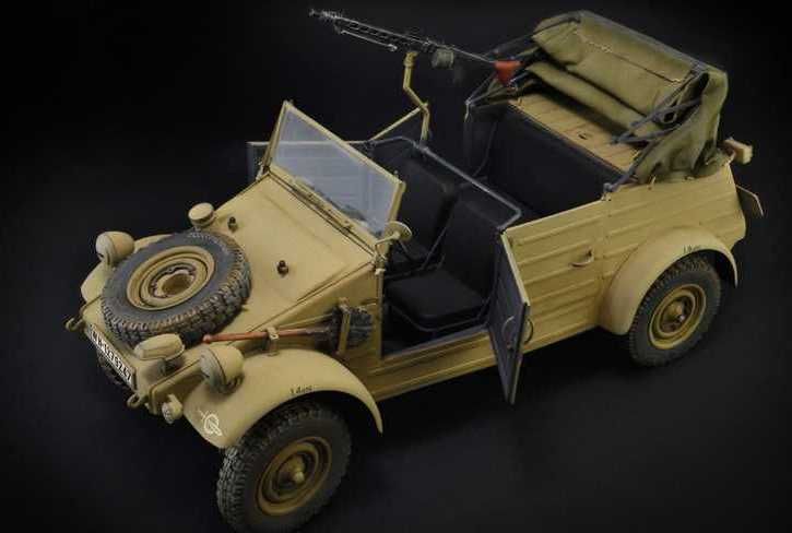 ITALERI Model Kit military 7405 - Kdf.1 Typ 82 Kübelwagen (1:9) - obrázek 9