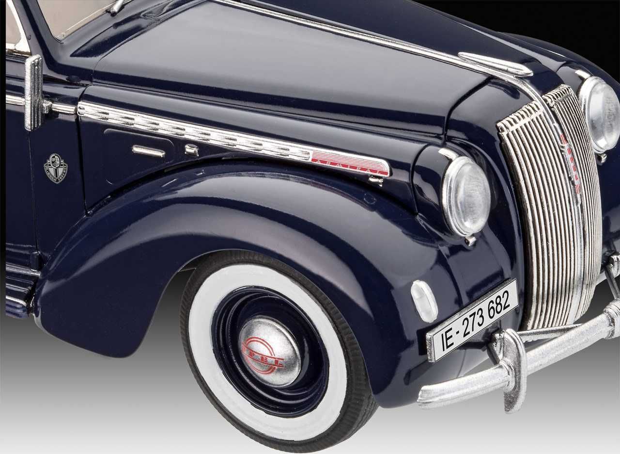 REVELL Plastic ModelKit auto 07042 - Luxury Class Car Admiral Saloon (1:24) - obrázek 7