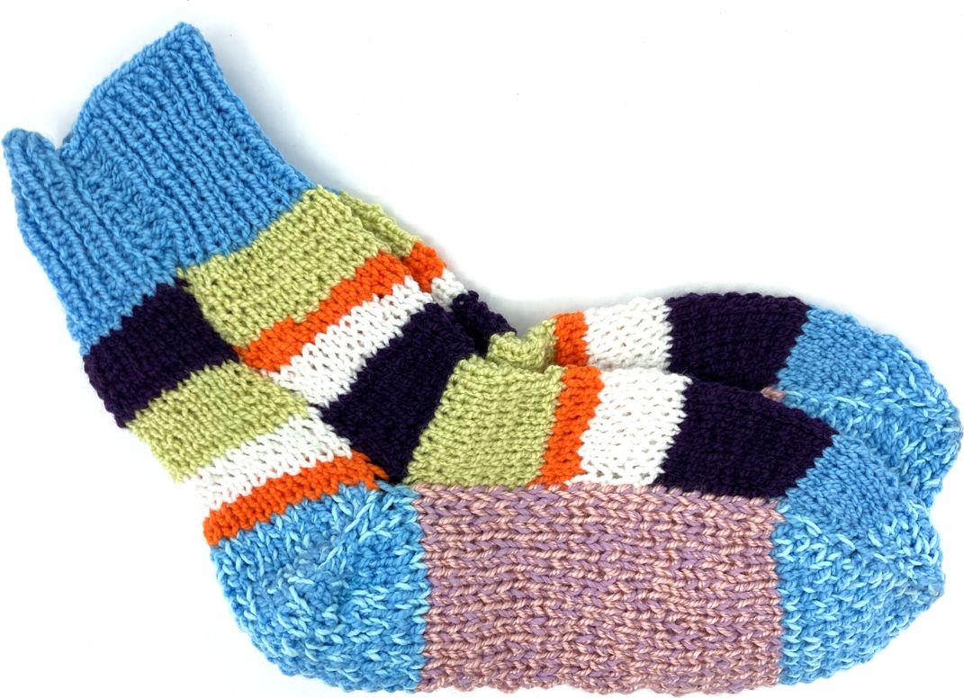 Ručně pletené veselé ponožky od Magdy Velikost: 39 - 42 - obrázek 1