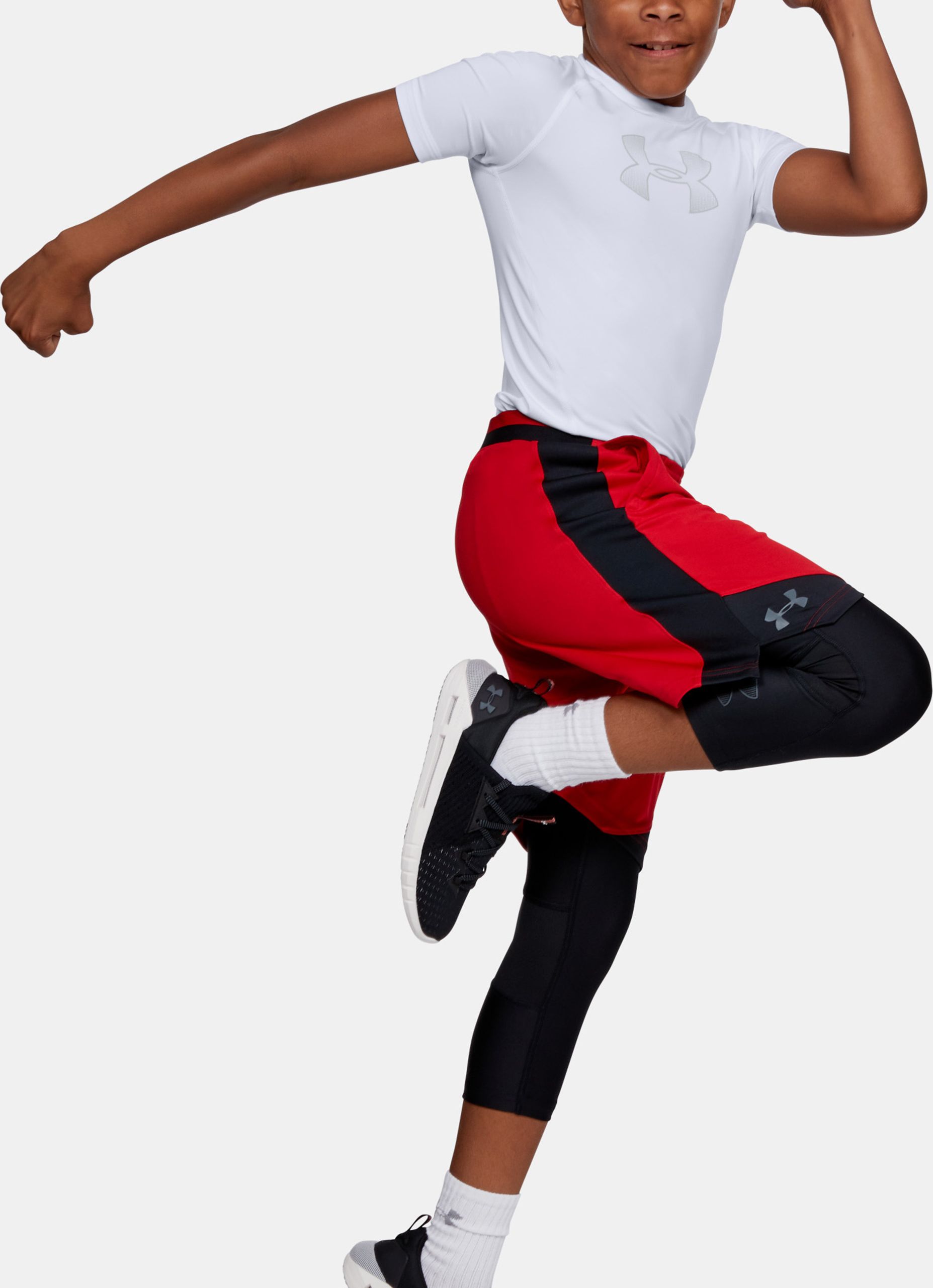 Bílé klučičí tričko HeatGear Under Armour - 140-152 - obrázek 6