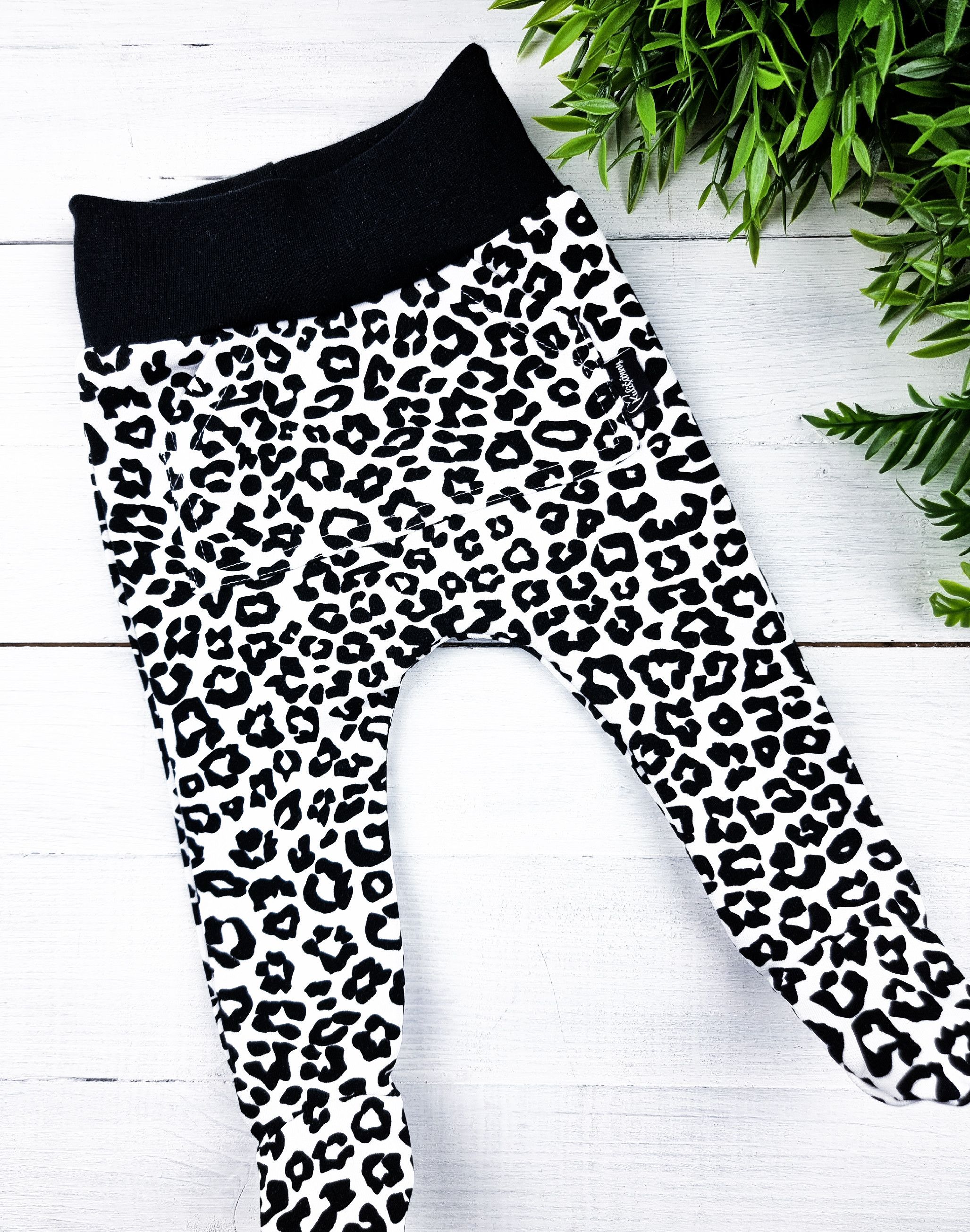 Kulišárny (handmade) Polodupačky ,,LEOPARD,, black vel.62 sklad VELIKOST: 62
