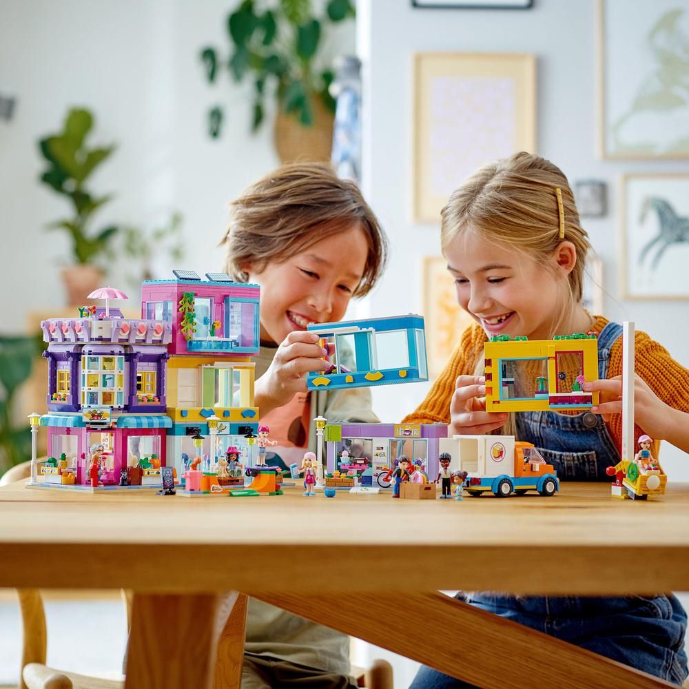 LEGO Budovy na hlavní ulici 41704 - obrázek 4