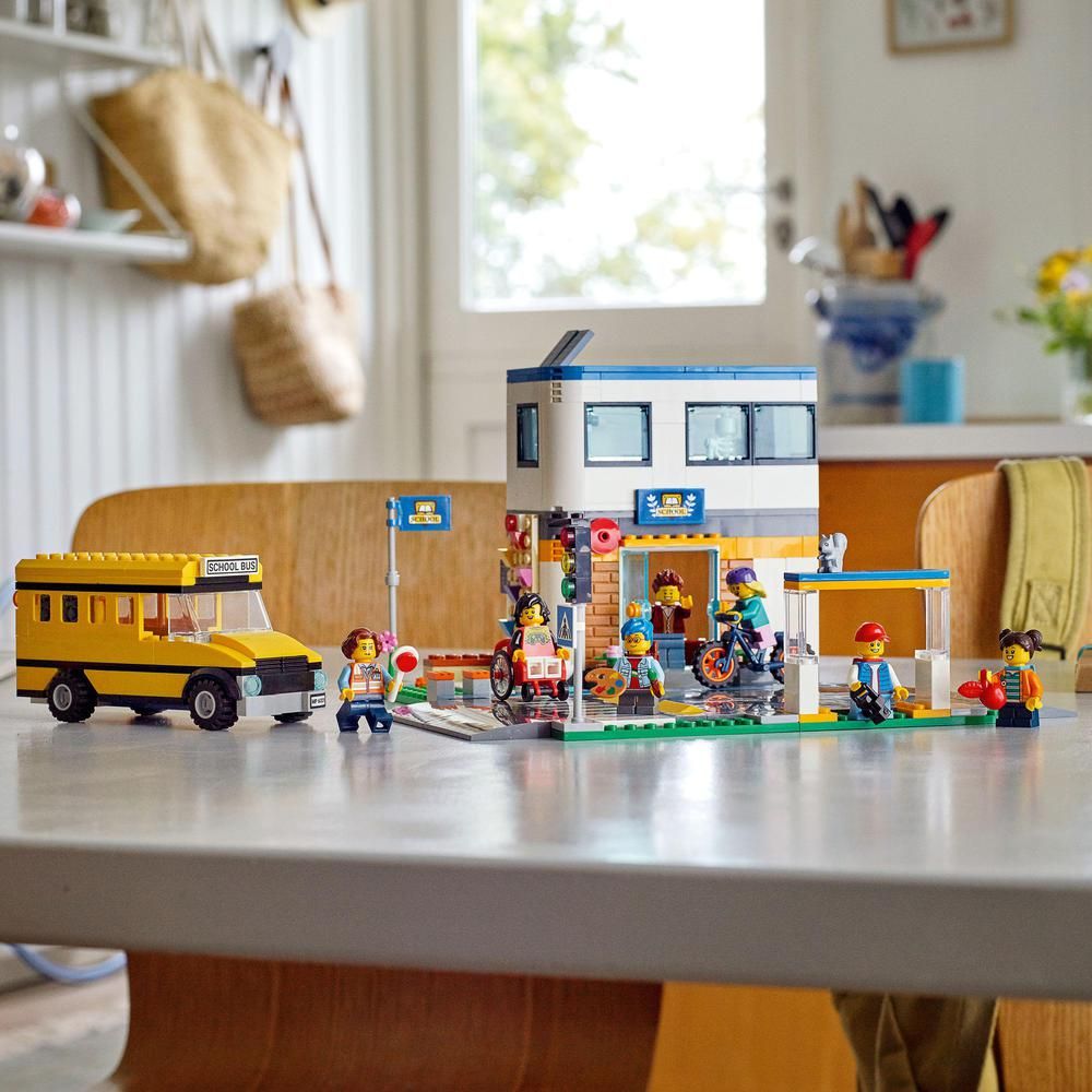 LEGO Školní den 60329 - obrázek 6