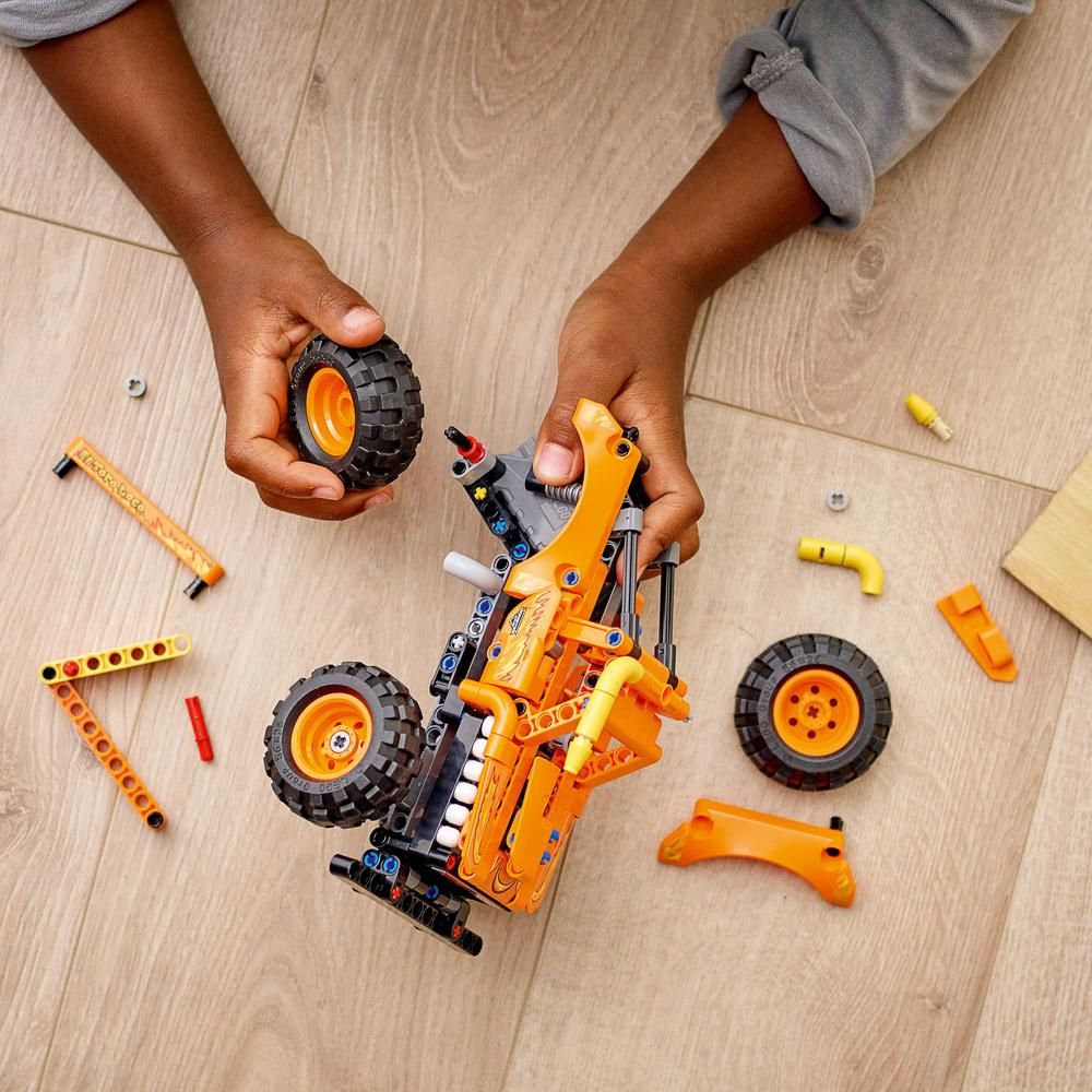 LEGO Monster Jam™ El Toro Loco™ 42135 - obrázek 5