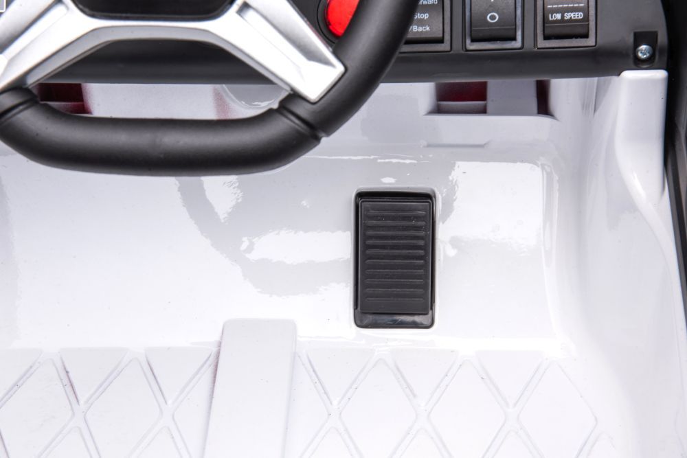 Elektrické autíčko Mercedes G63 6x6 Small Červené - obrázek 10