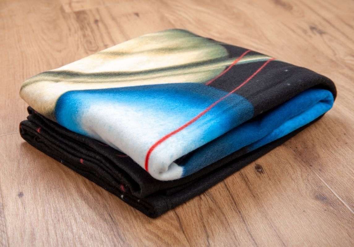 HERDING Fleece deka Sluneční soustava Polyester, 130/160 cm - obrázek 3