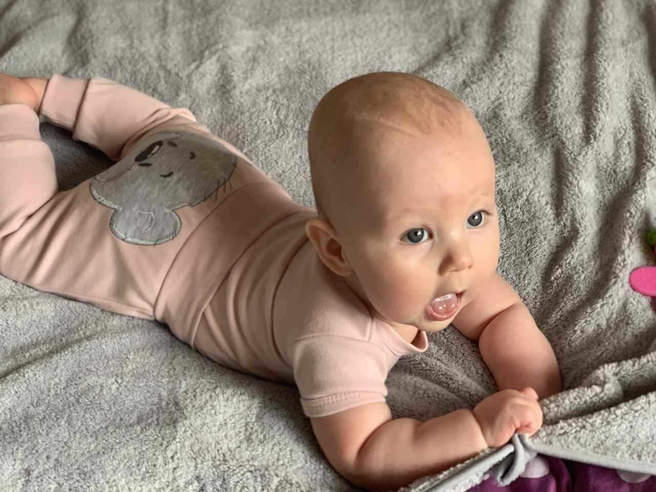 NEW BABY Kojenecké bavlněné tepláčky BrumBrum old pink 100% bavlna 56 (0-3m) - obrázek 4