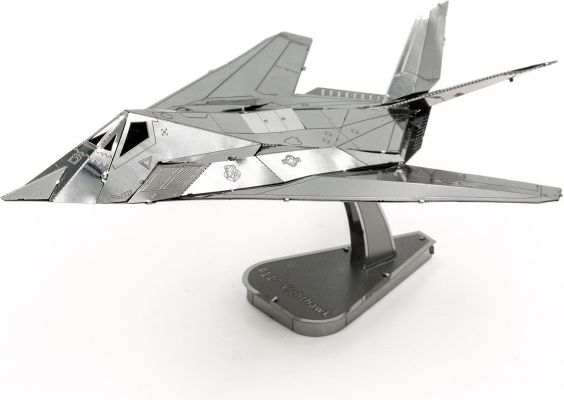 Fascinations Metal Earth: F-117 Nighthawk - obrázek 1