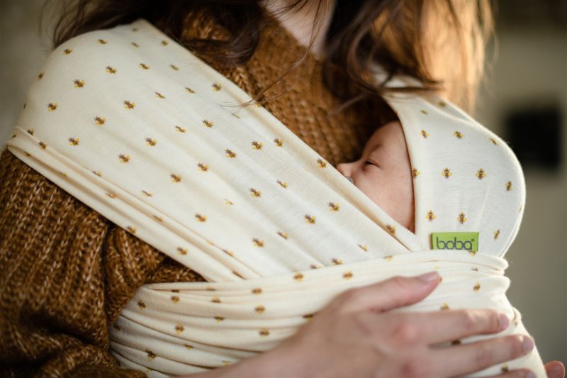BOBA Nosítko dětí / šátek Wrap Honey Bee - obrázek 9