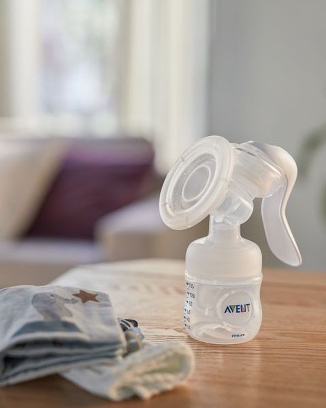 Philips AVENT Odsávačka mléka manuální + Vložky do podprsenky 100 ks - obrázek 7