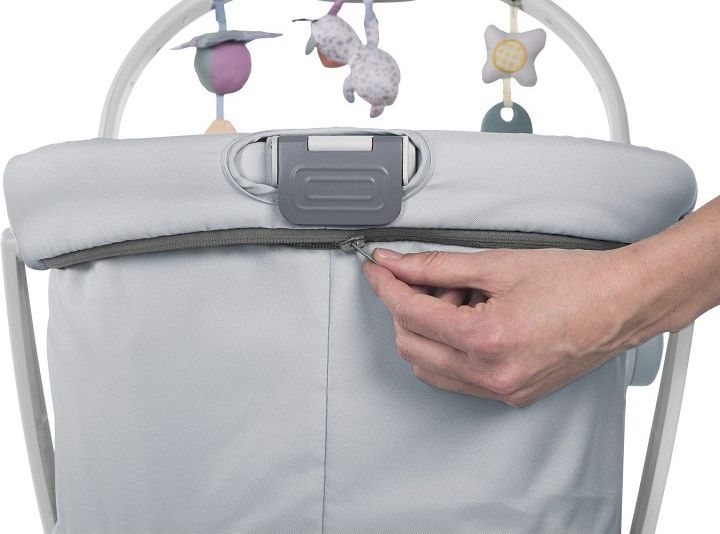 CHICCO Baby Hug 4v1 grey re Lux 2022 - obrázek 7