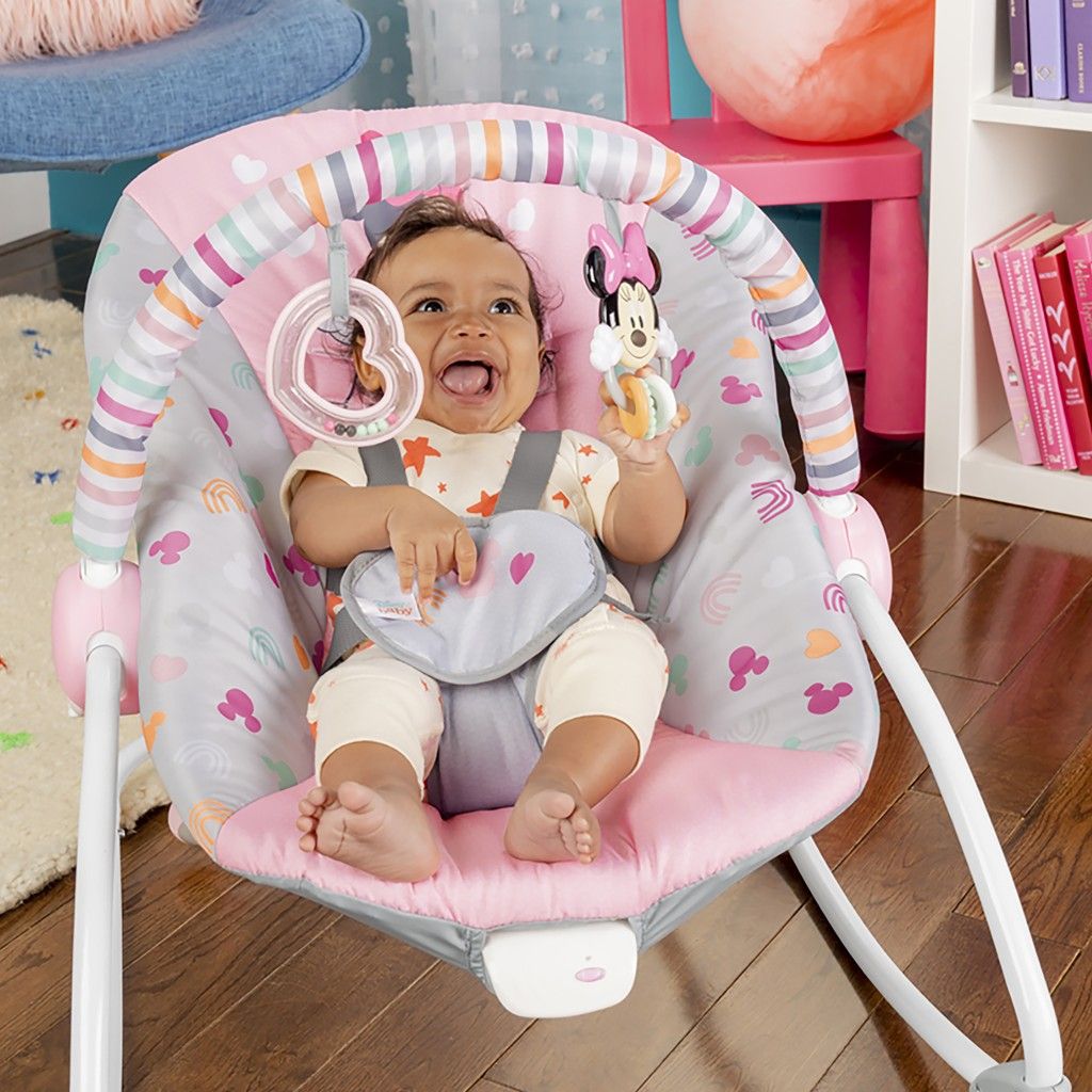 DISNEY BABY Houpátko vibrující MINNIE MOUSE Forever Besties™ 0m+ do 18 kg - obrázek 9