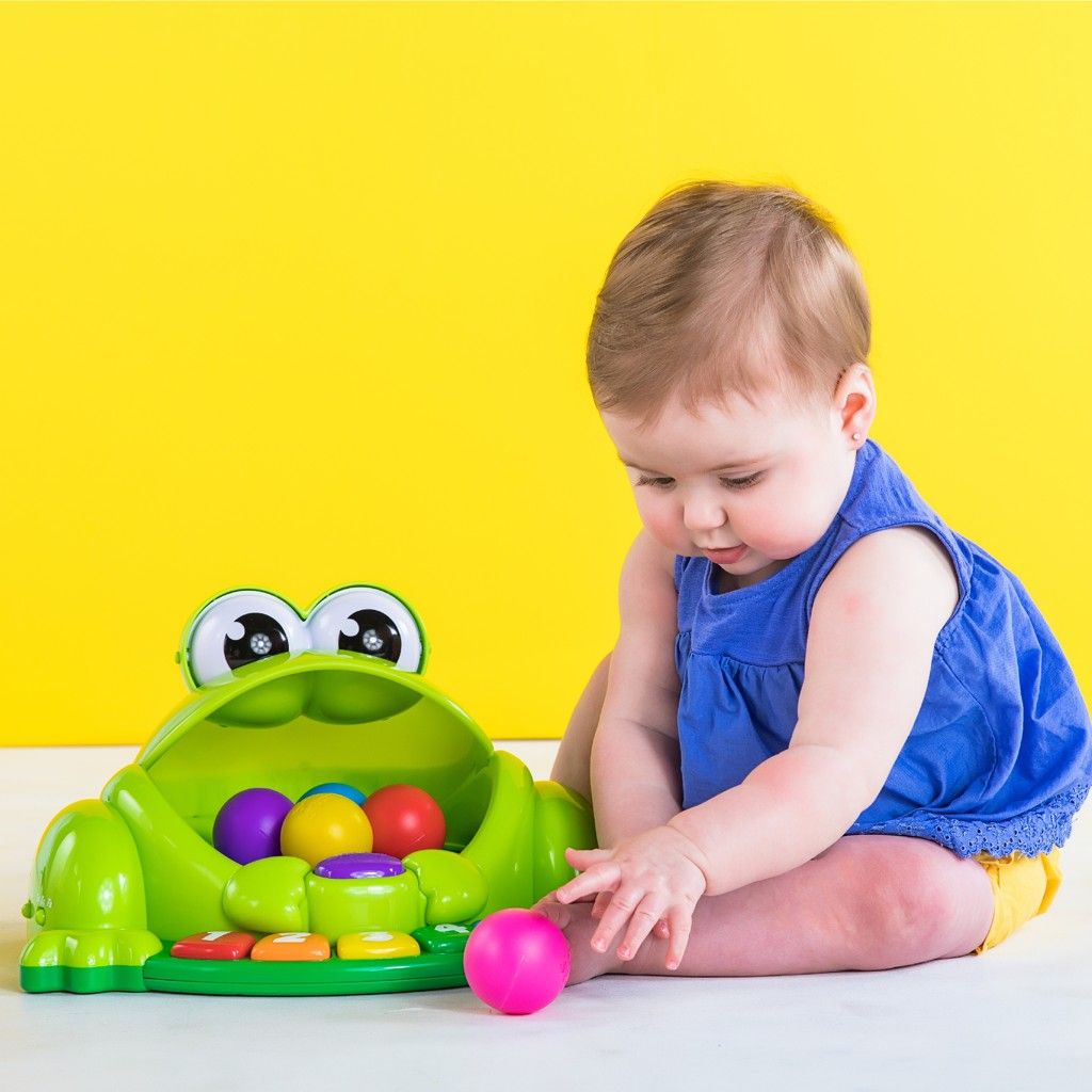 BRIGHT STARTS Hračka hudební žabka Pop & Giggle Pond Pal™ 6m+ - obrázek 7