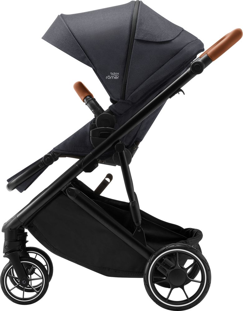Britax Set Strider M + korba 2022 Black Shadow - obrázek 6