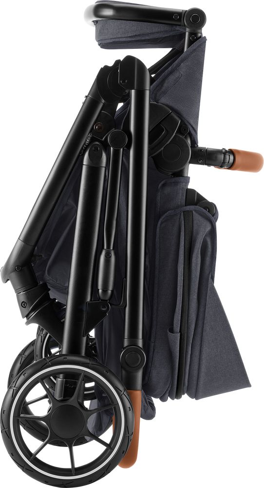 Britax Set Strider M + korba 2022 Black Shadow - obrázek 9
