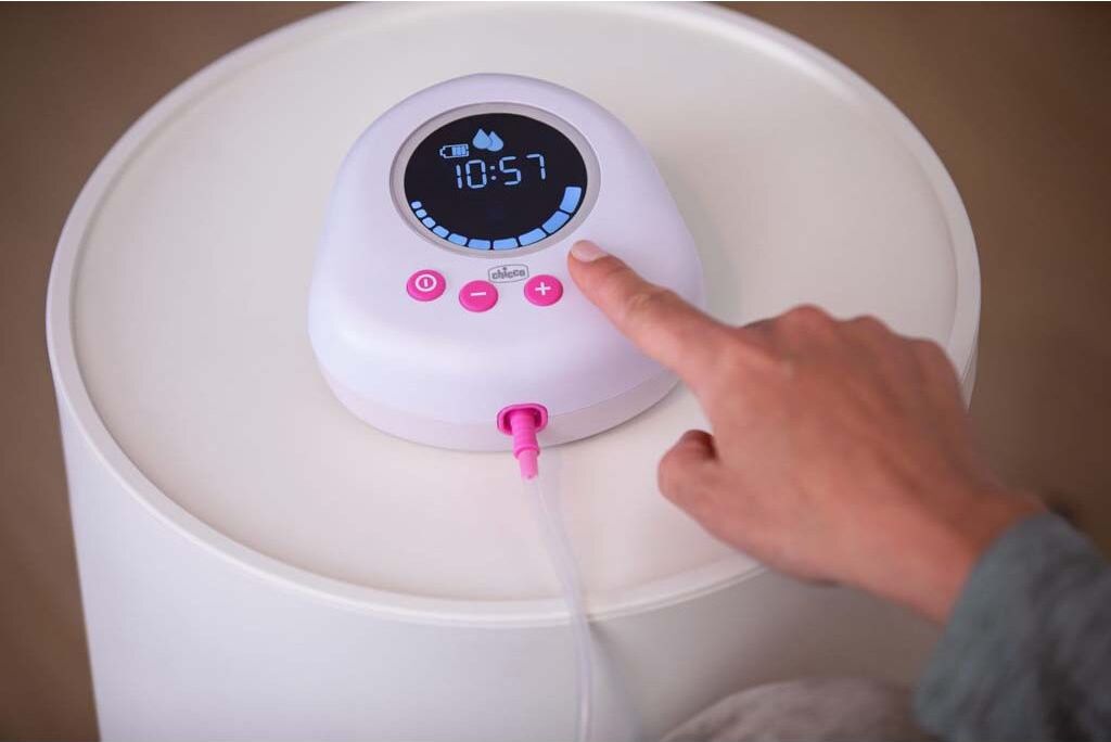 CHICCO Odsávačka mateřského mléka elektrická Single + zdarma Láhev kojenecká Natural Feeling 150ml - obrázek 6