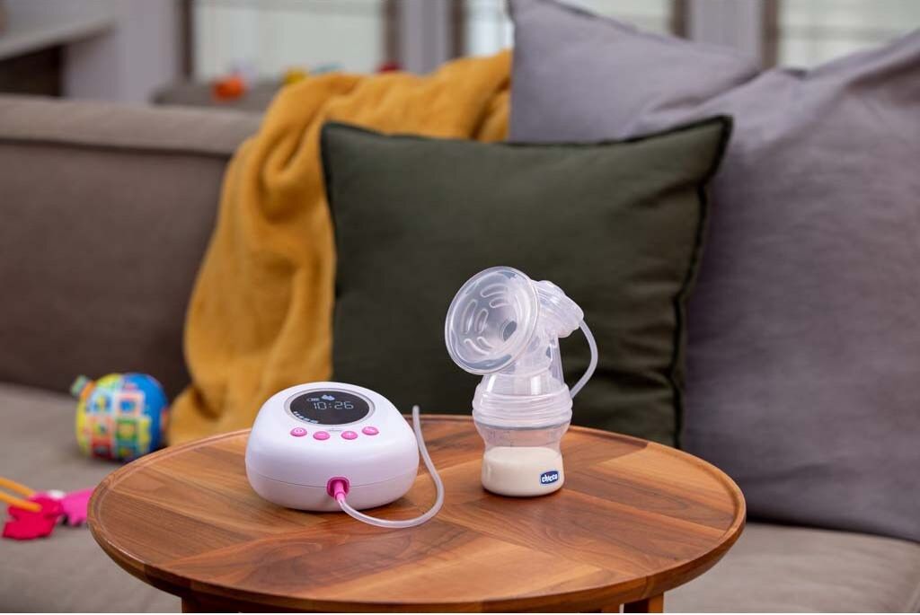 CHICCO Odsávačka mateřského mléka elektrická Single + zdarma Láhev kojenecká Natural Feeling 150ml - obrázek 7
