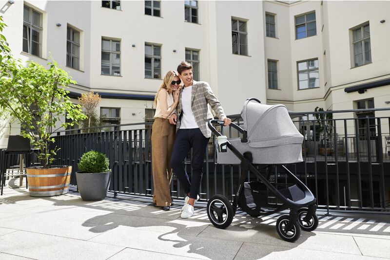 KINDERKRAFT Kočárek Everyday 2v1 Light Grey + PETITE&MARS Podložka na hraní Joy Max Walk ZDARMA - obrázek 23