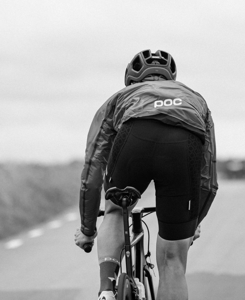 POC Ventral Lite Uranium Black Matt - L (56-61) - obrázek 6