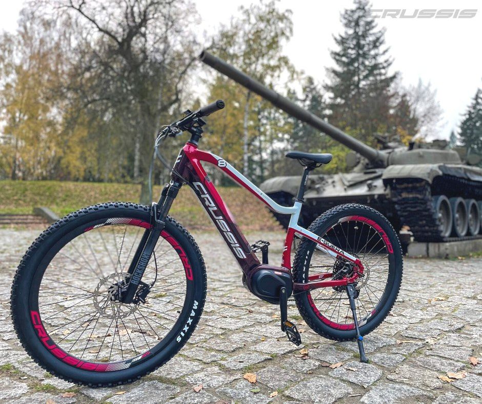 Crussis e-Guera 8.7-M - model 2022 19" - obrázek 2