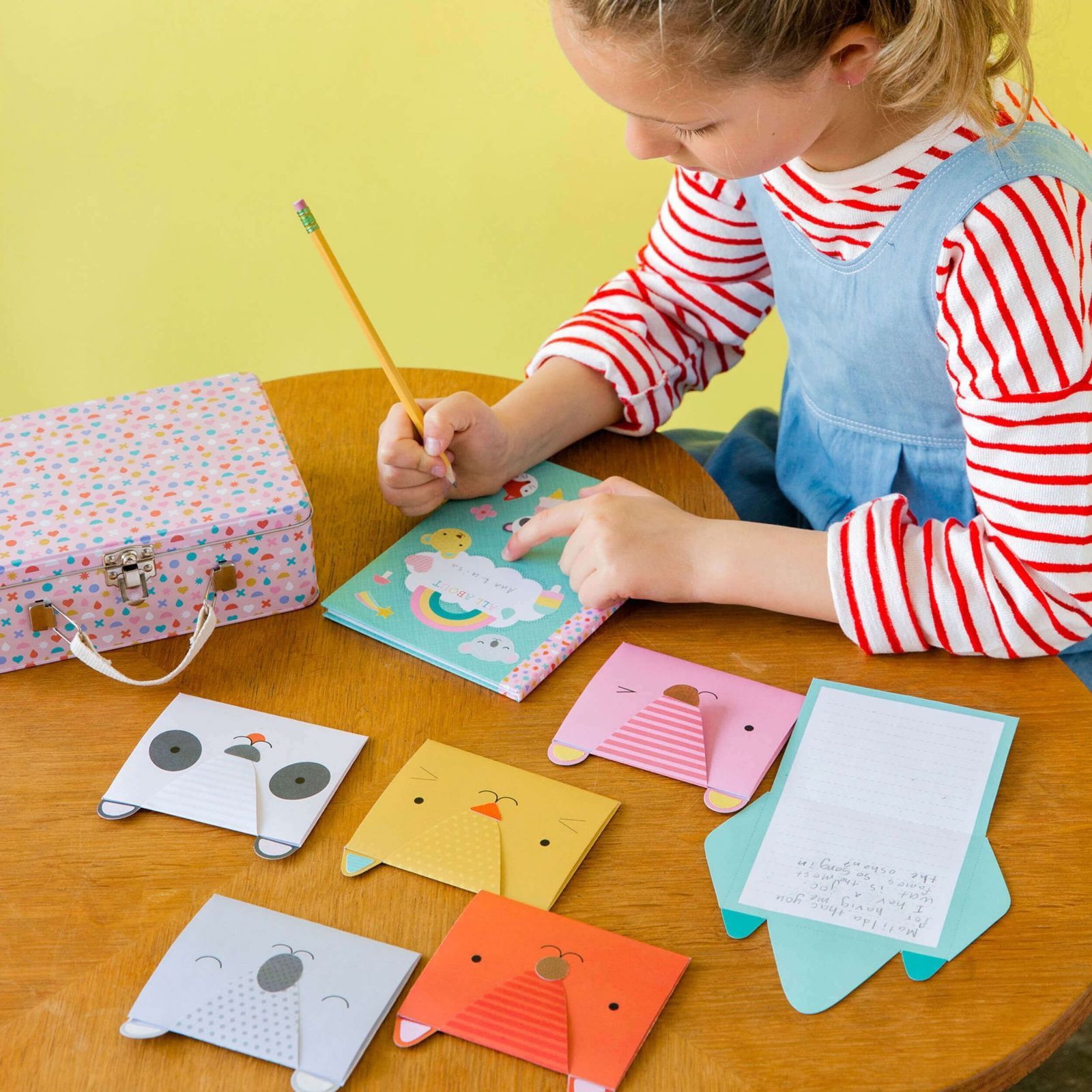 Petitcollage Kreativní kufřík s přáníčky - obrázek 2