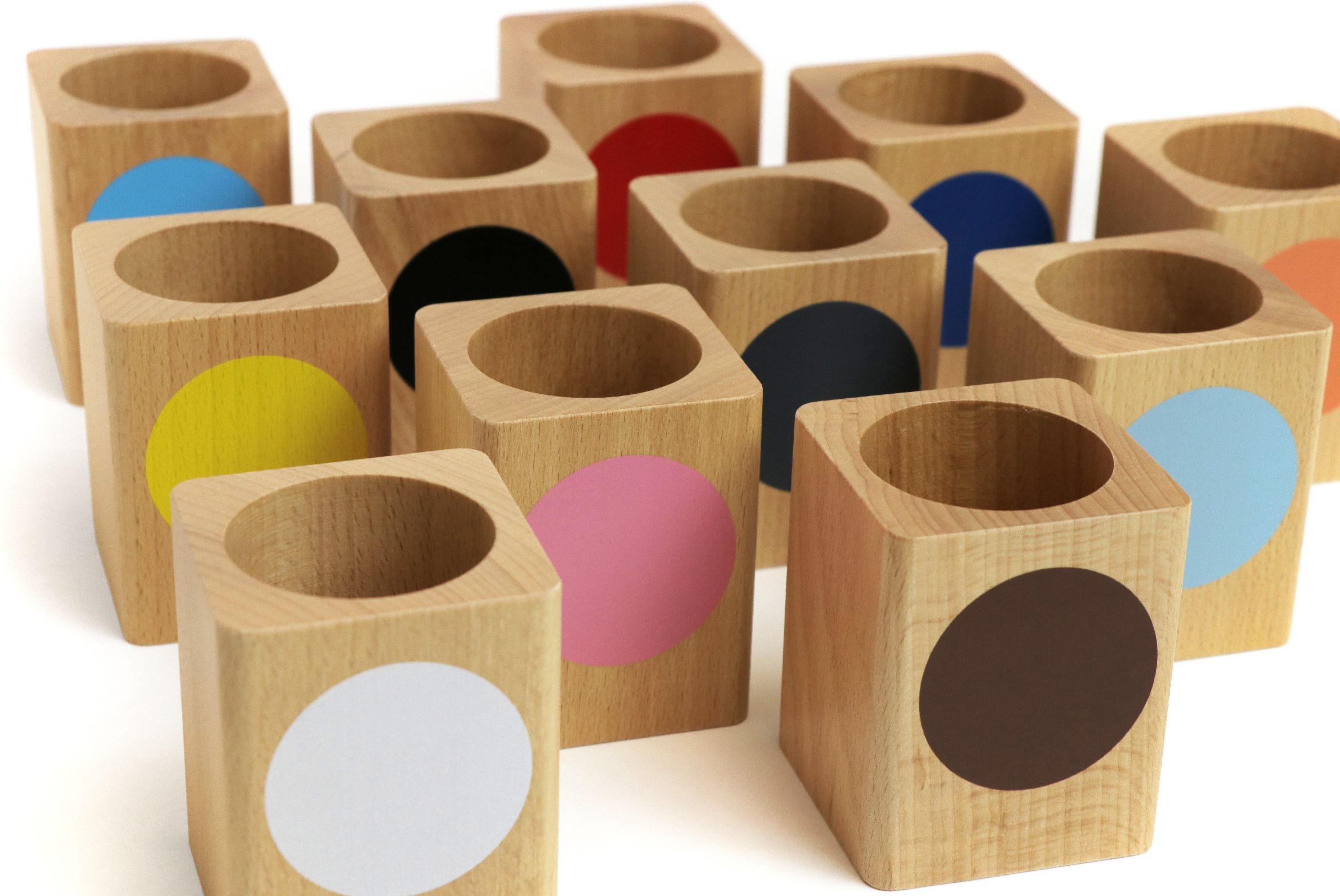 Colored Inset Pencil Holders: Set Of 11 - obrázek 5