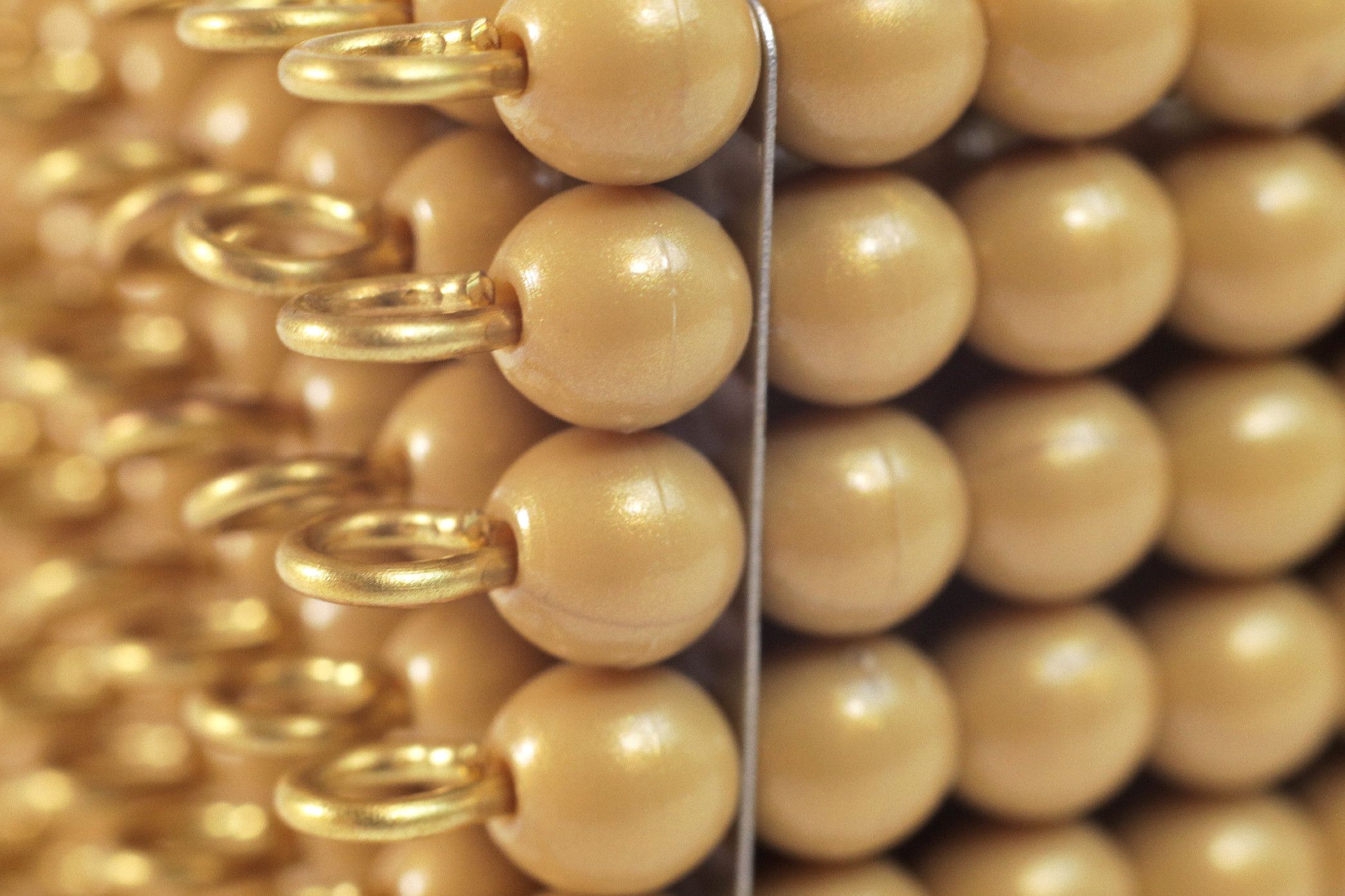 One Golden Bead Cube Of 1000 - obrázek 4