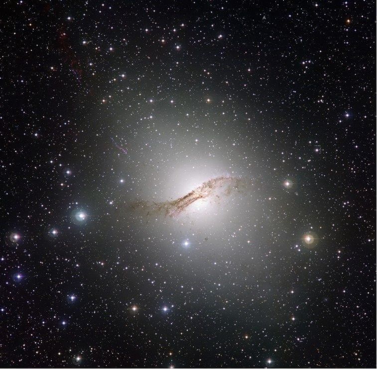 Grafika Čtvercové puzzle Galaxie Centaurus A 1000 dílků - obrázek 1