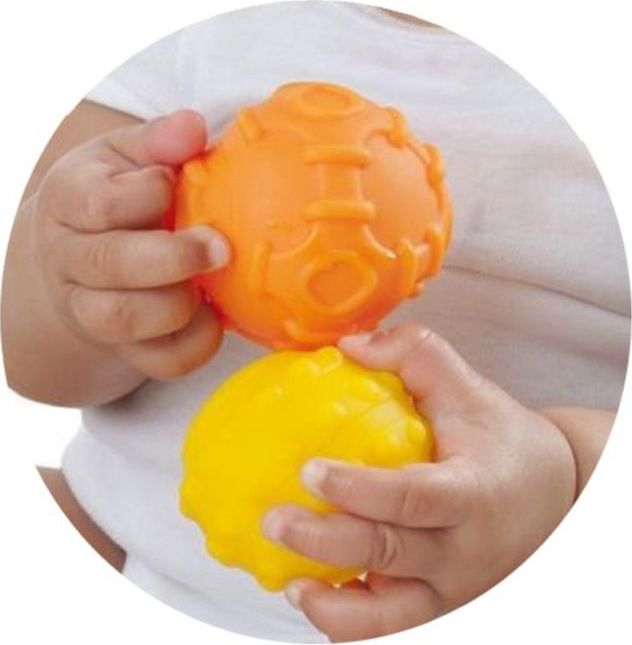 Playgro - Strukturované míčky pro rozvoj motoriky 3ks - obrázek 2