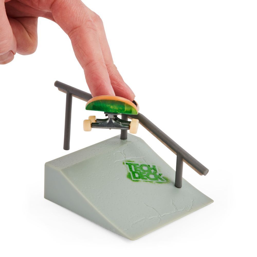 Spin Master TECH DECK FINGERBOARD DVOJBALENÍ S PŘEKÁŽKOU - obrázek 6