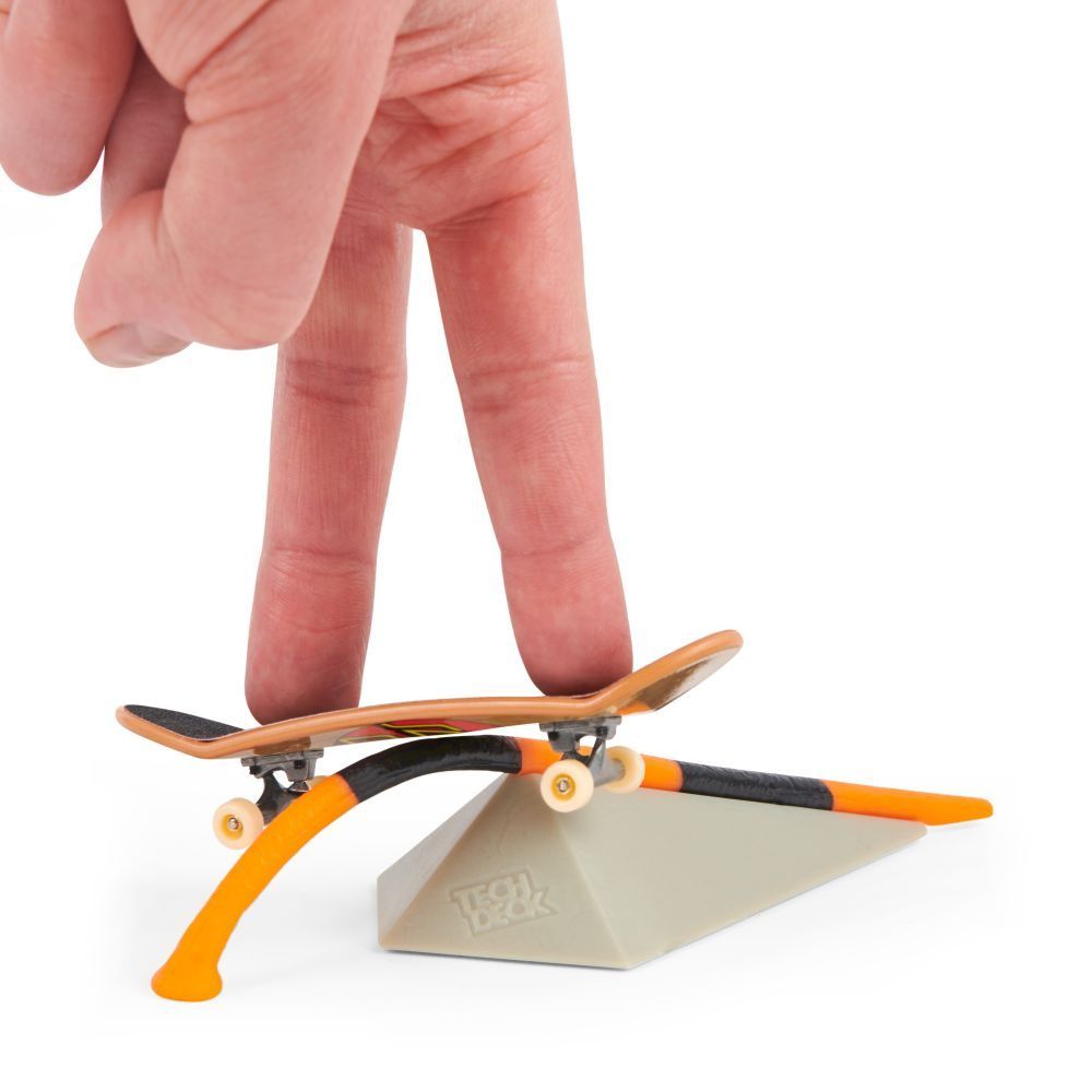 Spin Master TECH DECK FINGERBOARD DVOJBALENÍ S PŘEKÁŽKOU - obrázek 12
