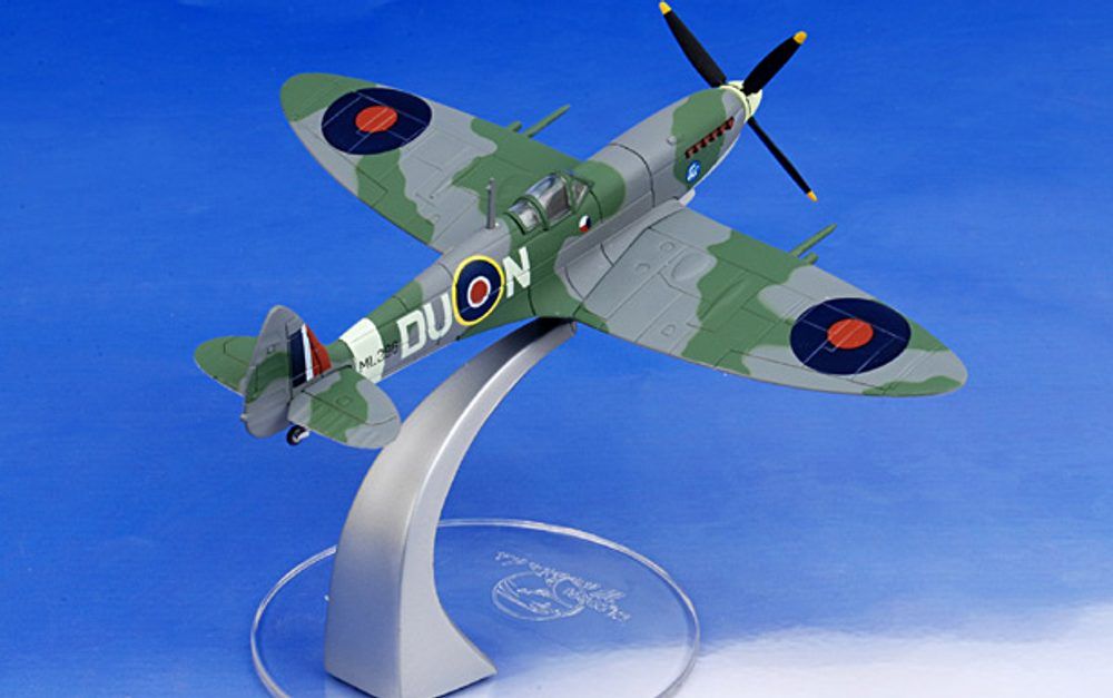 Popron Kovový model WB99614 2006 Corgy Metal cast Supermarine Spitfire MKIX 1:72 - obrázek 6