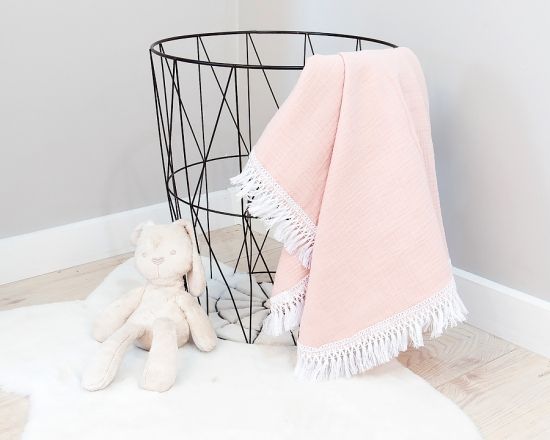 Baby Nellys  Luxusní jednovrstvá mušelínová deka BOHO s třásněmi, 70 x 100 cm, růžová - obrázek 1