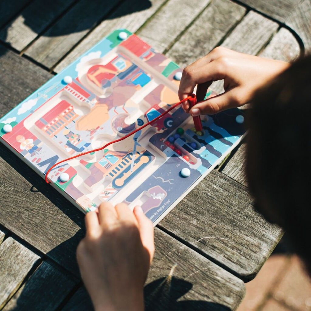 Bigjigs Toys Magnetické bludiště Staveniště - obrázek 3