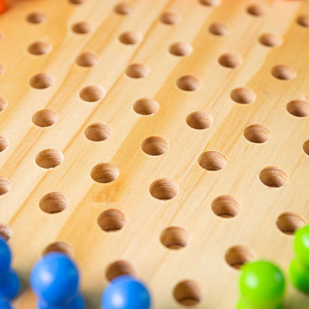 Bigjigs Toys Dřevěná halma - obrázek 7
