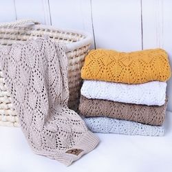 Luxusní háčkovaná bavlněná dečka - LOVE béžová - BabyNellys - obrázek 1