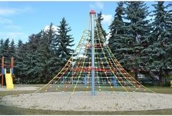 Lanová pyramida PY845K (v.p. 1,5 m, s 8-mi napínacími zámky) - obrázek 2