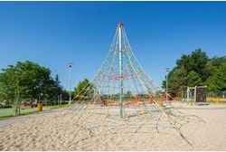 Lanová pyramida PY855K (v.p. 1,5 m, s 8-mi napínacími zámky) - obrázek 2