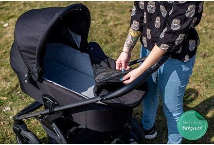 Set kočárek X-lander X-Move + isofix 2021 Astral black - obrázek 10