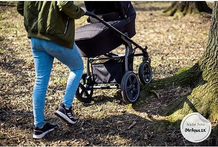 Set kočárek X-lander X-Move + isofix 2021 Astral black - obrázek 14