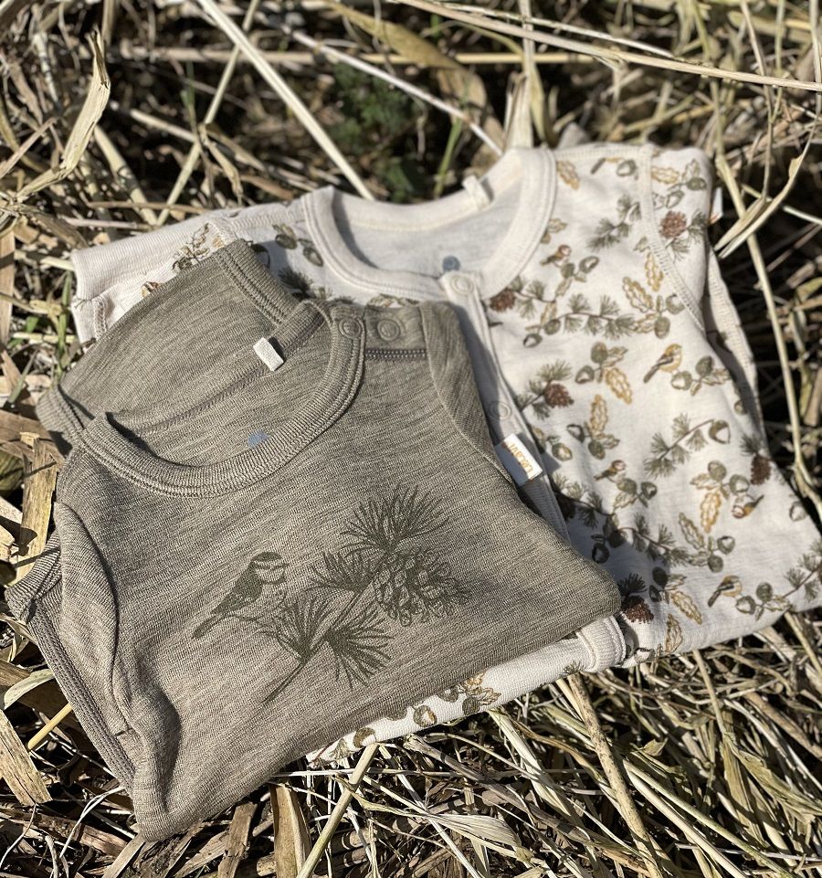 BODY CELAVI KOJENECKÉ, VĚTVIČKY, COVERT GREEN, MERINO VLNA Velikost: 90 - obrázek 2